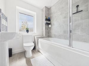 Family Bathroom- click for photo gallery